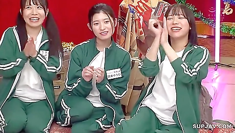 Hot asian nurse admits experience fetch zz si pupil full of sex