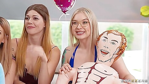 Sexy babe take sack for cashtag luc choke rab